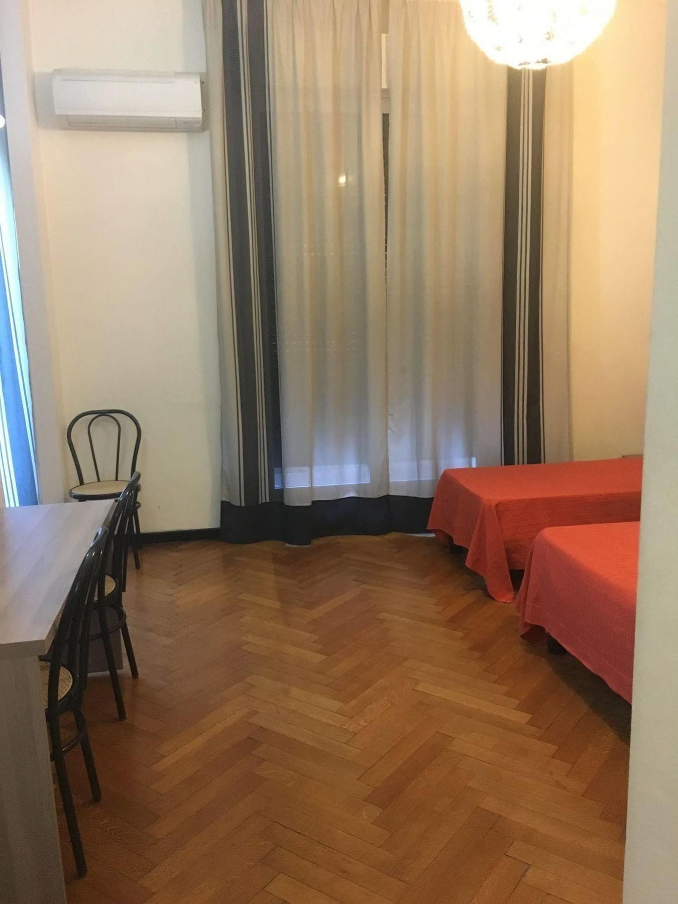 Bovisa House B&B Private Rooms Milan Exterior photo